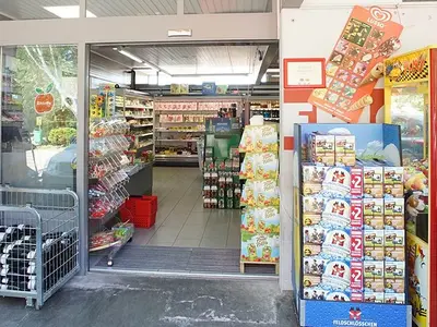 Coop - Photo 3