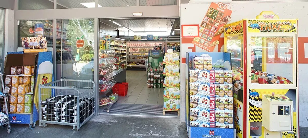 Coop - Photo 3