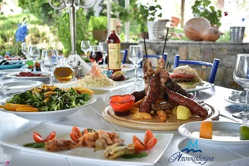 Mpoukadoura - Photo 1