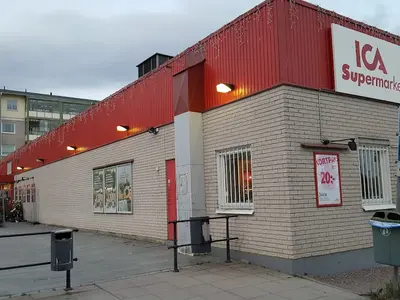 ICA Supermarket - Photo 3