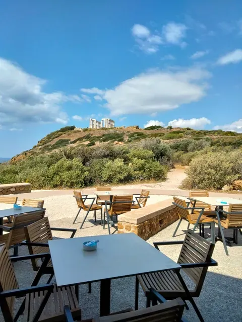 Naos Cafe Restaurant - Photo 2