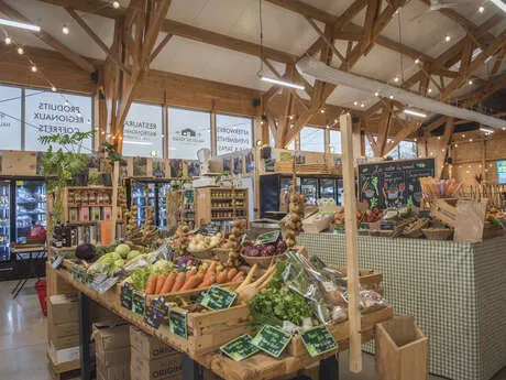 Les halles des salins - Photo 1