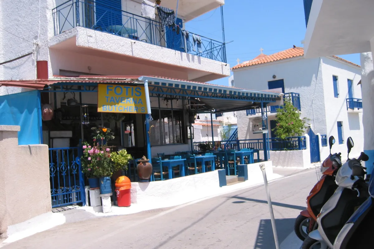Fotis Taverna - Photo 2