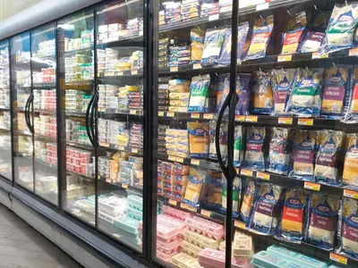Bobbys Supermarket - Photo 2