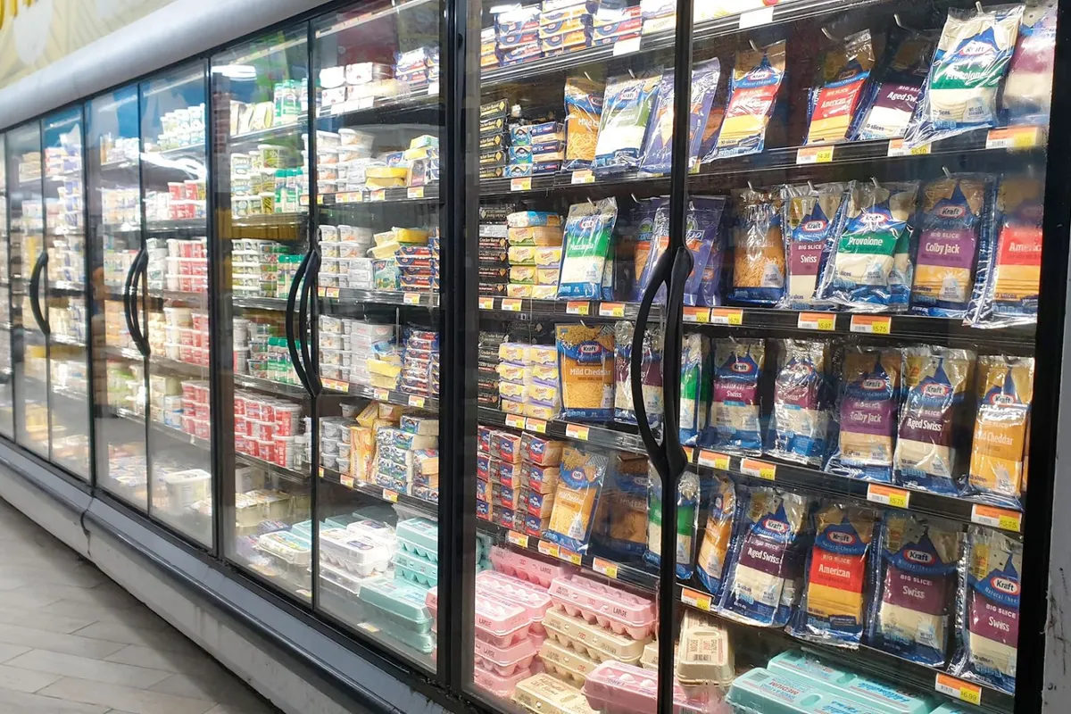Bobbys Supermarket - Photo 2