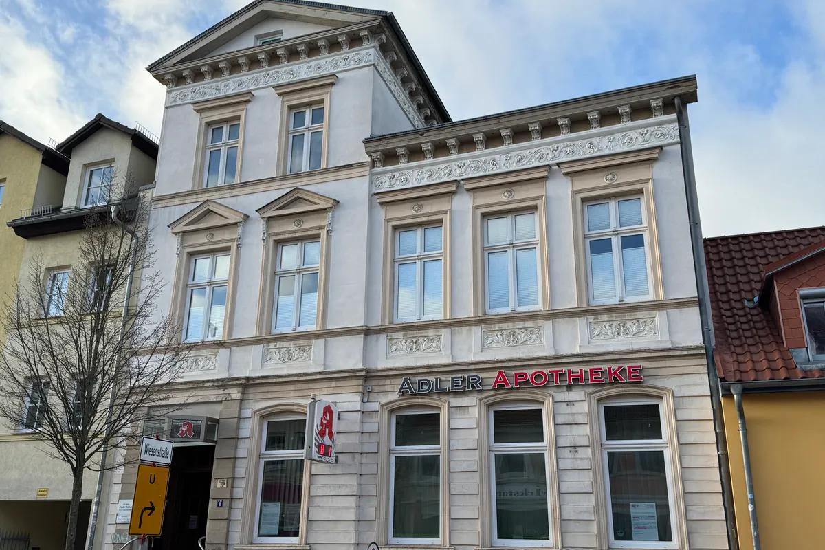 Adler-Apotheke - Photo 1