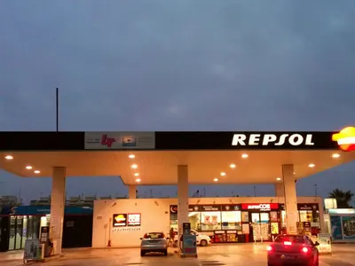 Repsol - Photo 2