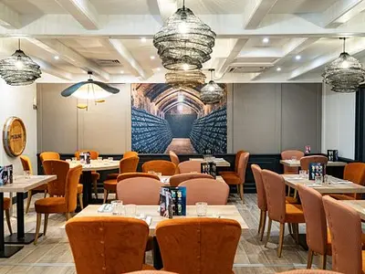 La Taverne - Photo 2