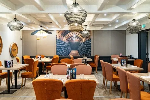 La Taverne - Photo 2