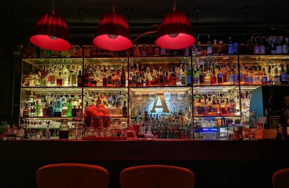 Ideal Bar - Photo 4