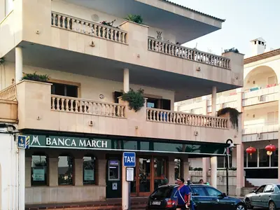 Banca March - Photo 3