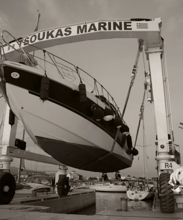 Tsoukasmarine boat equipment - Photo 2
