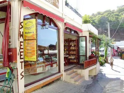 Dourountakis - Photo 3