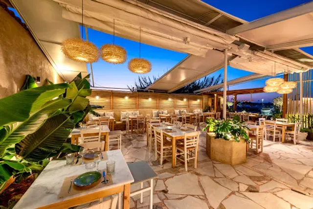 Maliaport Seaside Restaurant - Photo 3