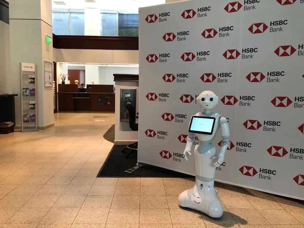 HSBC - Photo 3