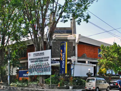 Bank Mandiri - Photo 3
