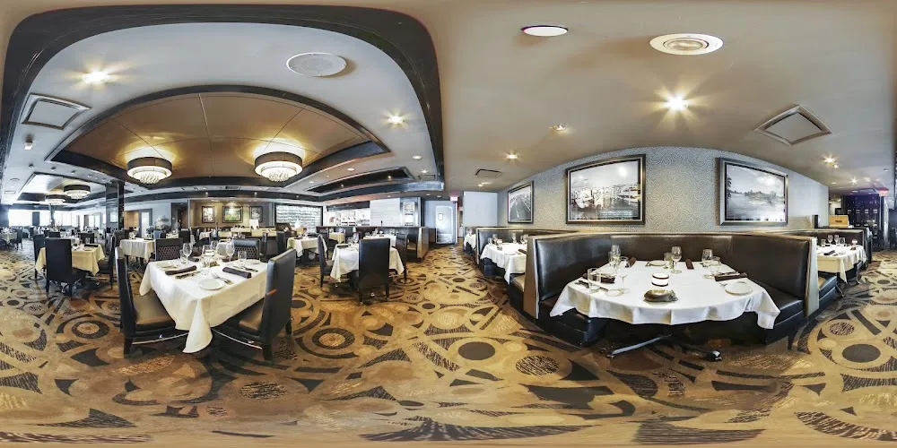 Morton's The Steakhouse - Photo 3
