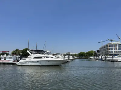 Fuel Dock - Photo 3