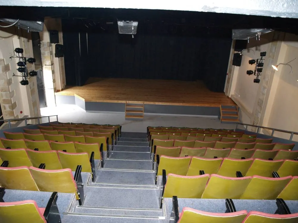 Dimitris Vlisidis Theatre - Photo 2