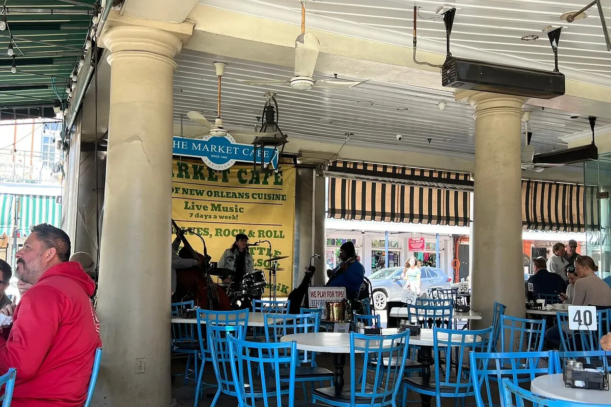 Market Cafe - Photo 1