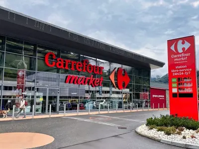 Carrefour - Photo 3