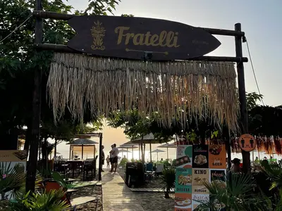 Fratelli Beach Bar - Photo 2